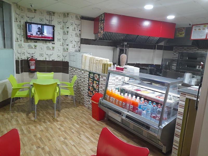 Pizzeria,Kebab,Asadero. Las Gemelas