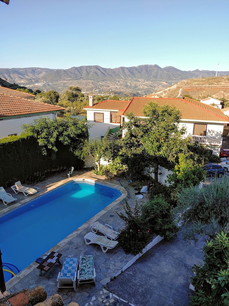 Casa Tia Maria, Acequias