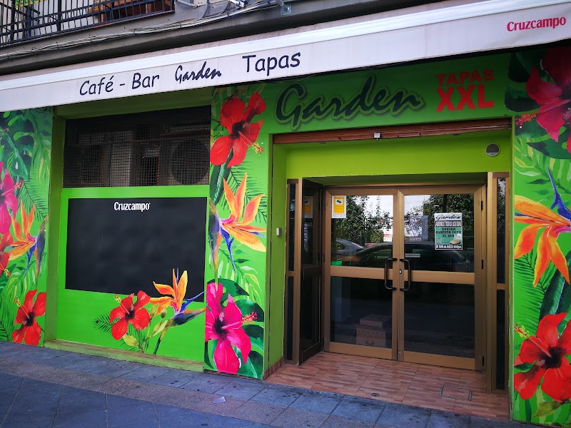 Café Bar Garden