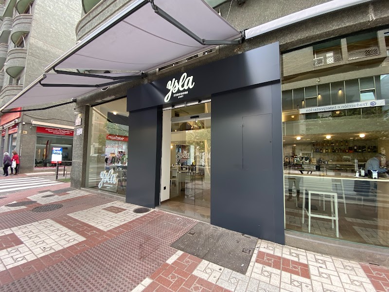 Cafetería, pastelería Casa Ysla San Anton