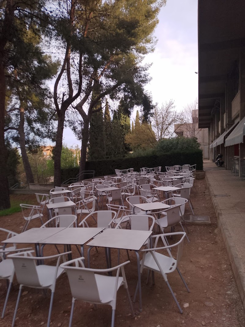 Cafetería de la Facultad de Ciencias Económicas y Empresariales