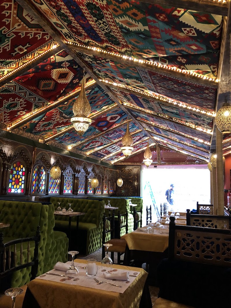 Bab mansour