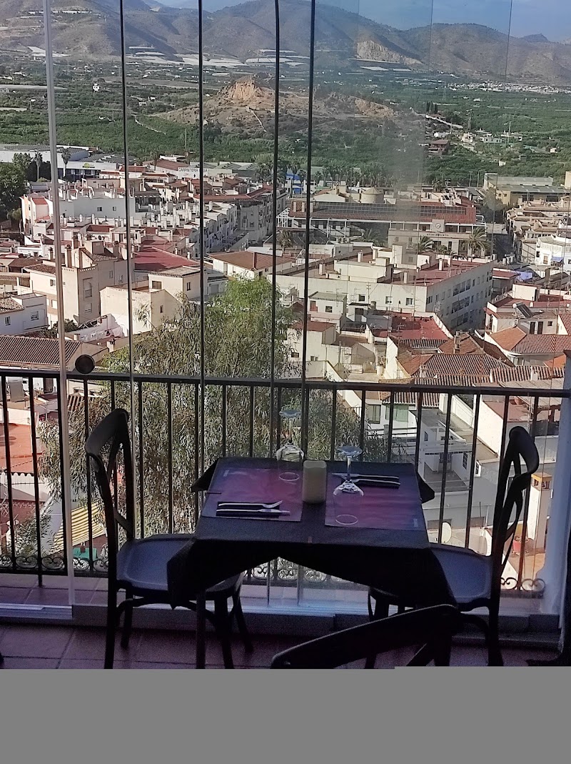 RESTAURANTE LA TRAVIESA.