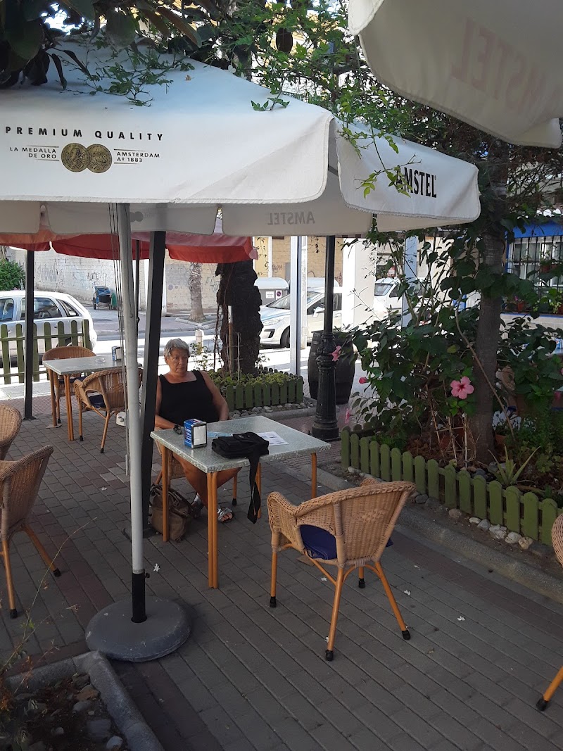 Bar restaurante Le Petit Bistro