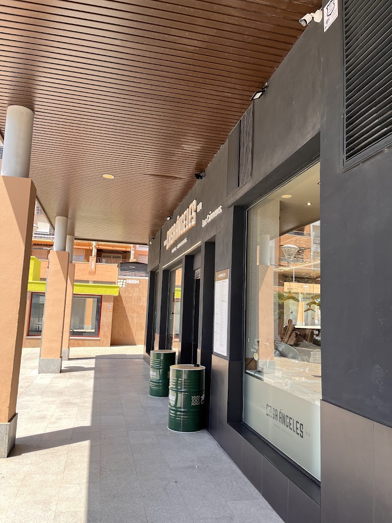 Casa Ángeles - Taberna Ultramarinos - Los Cármenes