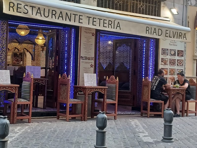 RESTAURANTE TETERÍA RIAD ELVIRA