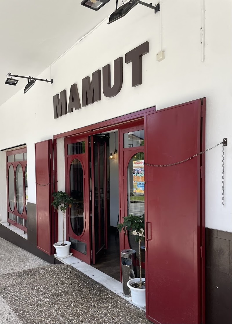 Restaurante y tapas Mamut Bola de Oro